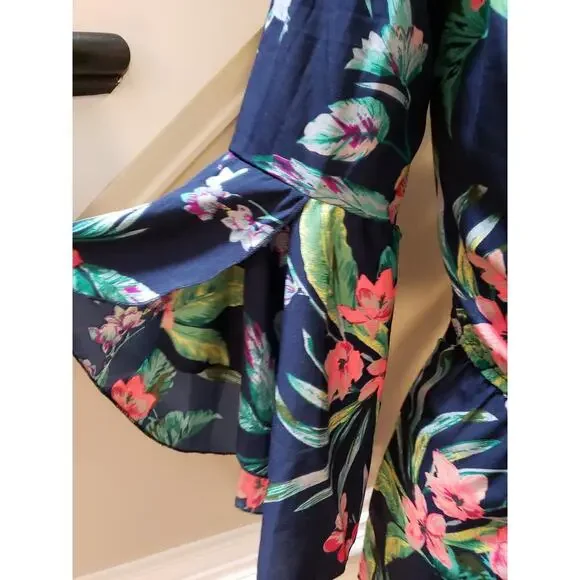 Hint of Blush Women's Off-Shoulder Floral Romper Size M Navy 100% Polyester - Picture 6 of 11
